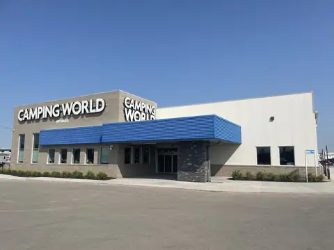 Camping World - Kansas City in Kansas City, KS