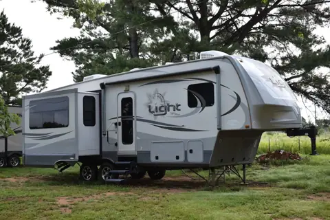 Helping Hands RV Repair services in Wanette, OK