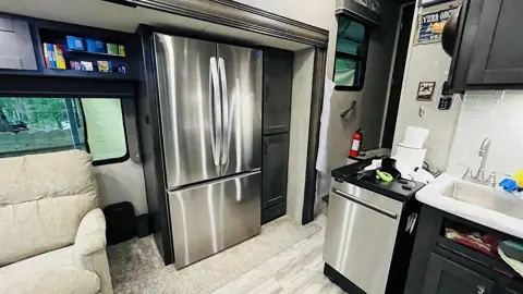 Serenity Pines RV Repair in Cleveland, TX
