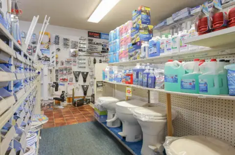Idle Wheels RV Center Inc photo 2