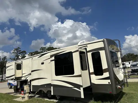 RV TECH CONNECT in Spring, TX