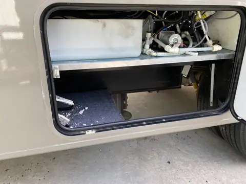 Luxury Collision Center LLC in Rosharon, TX