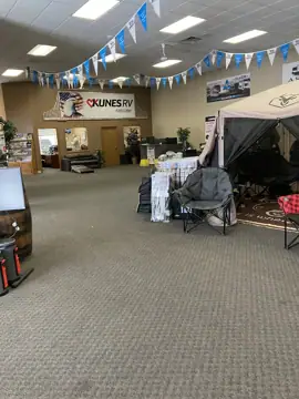 Kunes Freedom RV photo 2
