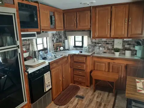 RV Repair and Service- RV Solutions photo 3